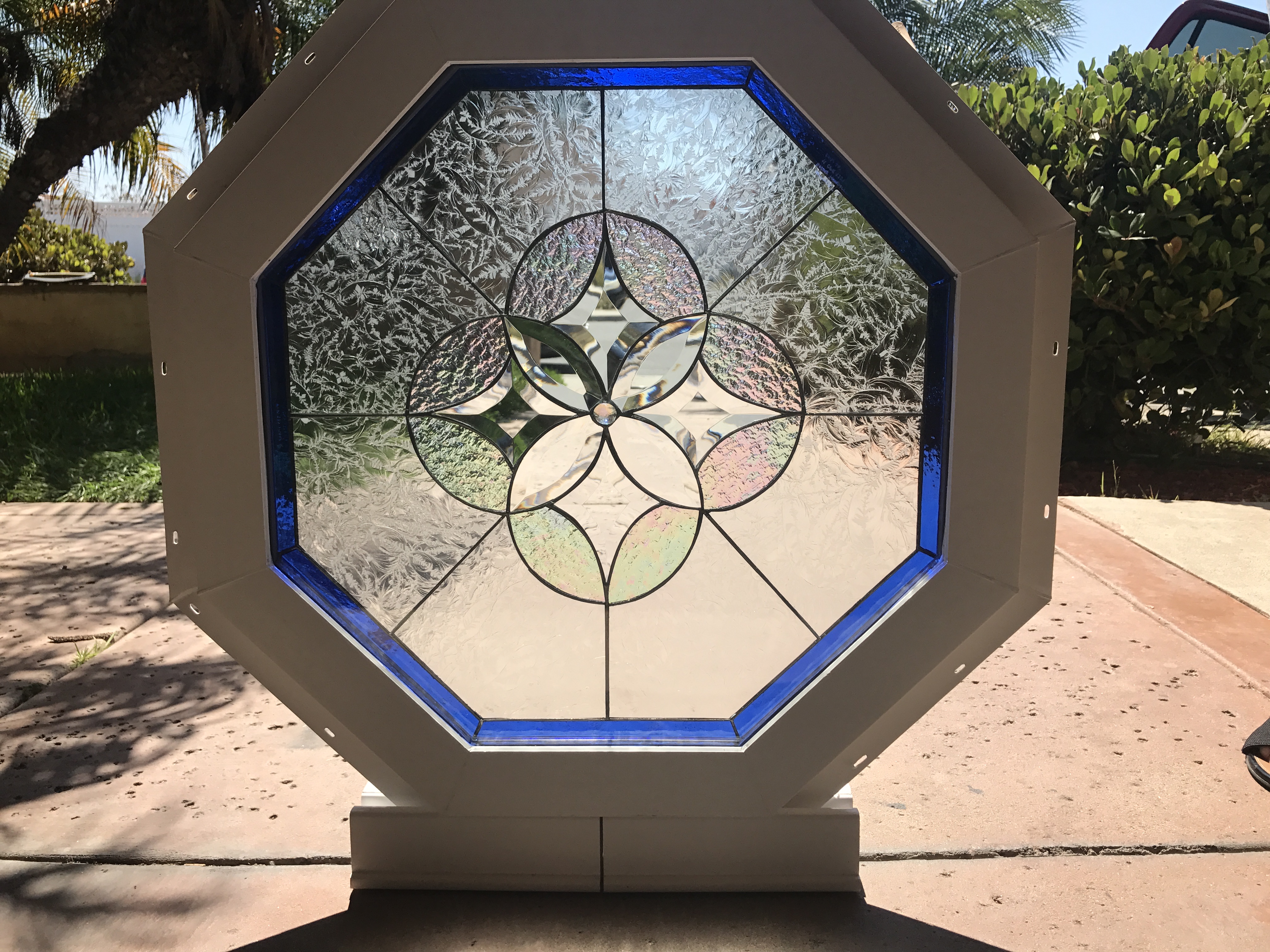 Vinyl Framed and Tempered Glass Insulated!! The "Hermosa" Octagon