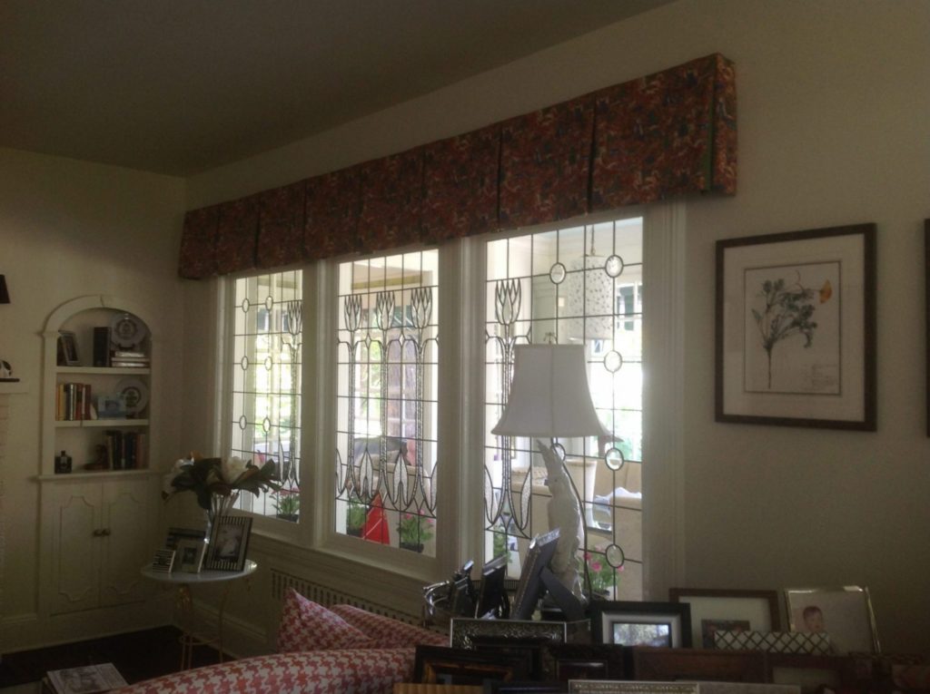 Classic English Tulip Room Divider (Partitions) Beveled Glass Windows