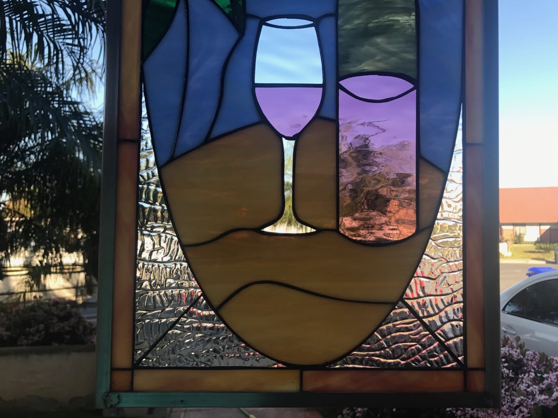 Lovely Stained Glass Wine Bottle & Jeweled Grapes