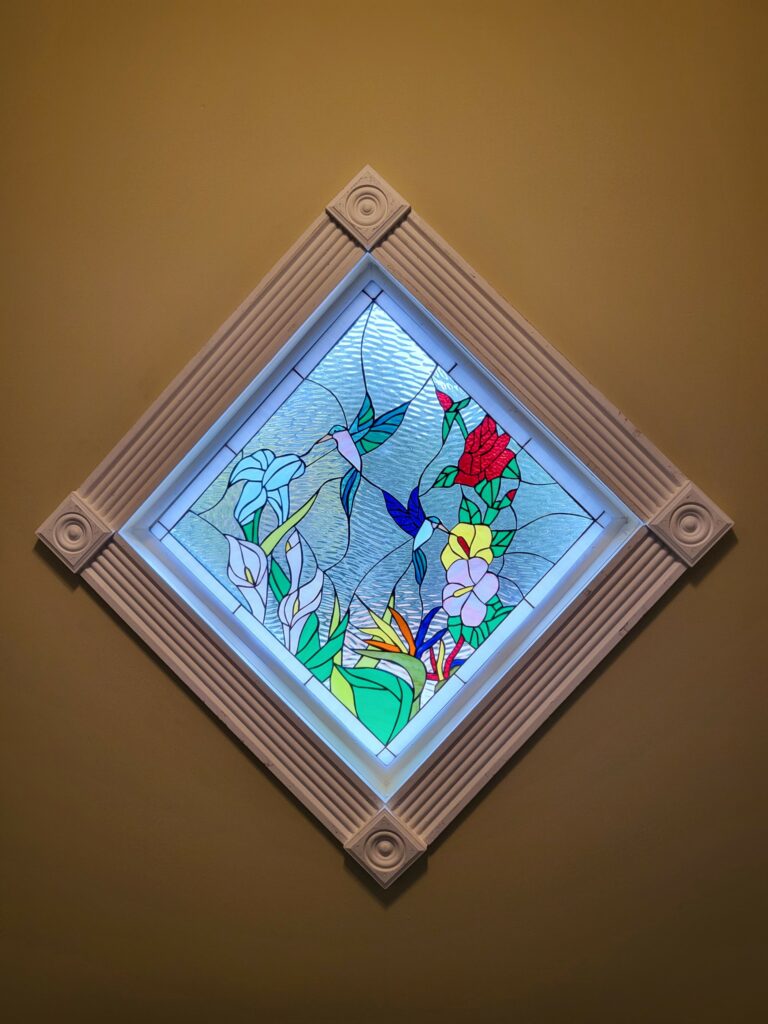 Diamond Shaped hummingbird and flowers Stained Glass Minimal Install