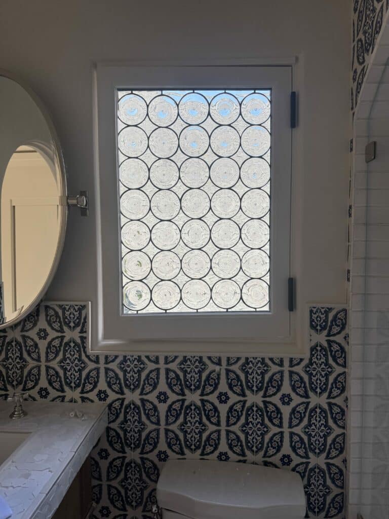 Clear Rondel Design Installed in a Bathroom